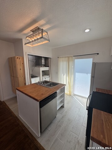 138 Paul St Property Photo 8