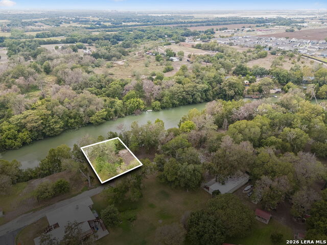 8 River Oak Dr Property Photo 1