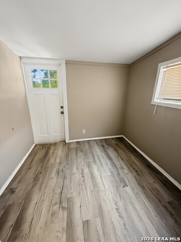433 W Rosewood Ave Property Photo 17