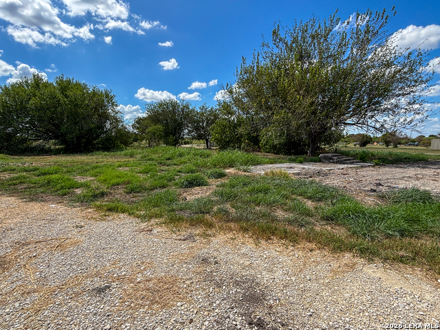 1529 Engel Property Photo 3