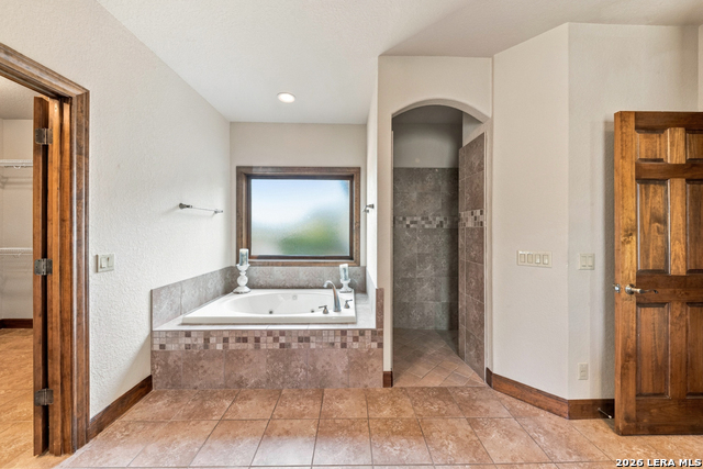 827 Highland Spgs Property Photo 22