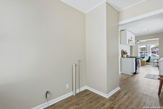 2055 E Crockett St Property Photo 20