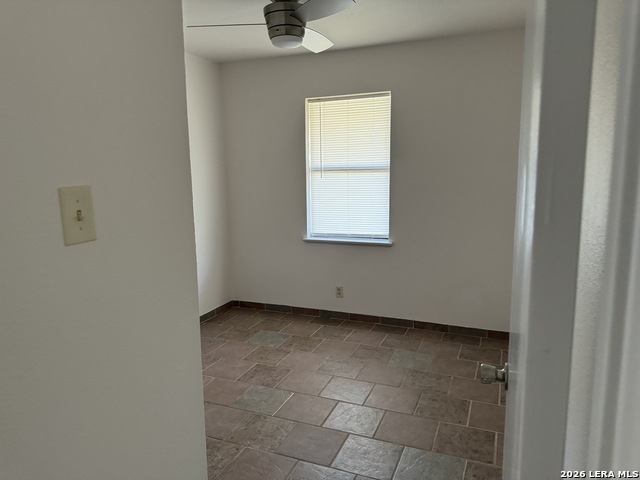 136 Plainview Dr Property Photo 8