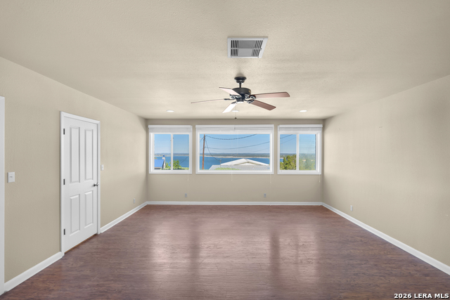 1210 Skyline Property Photo 5