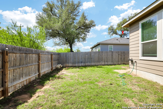 7950 Hanging Branch Property Photo 24
