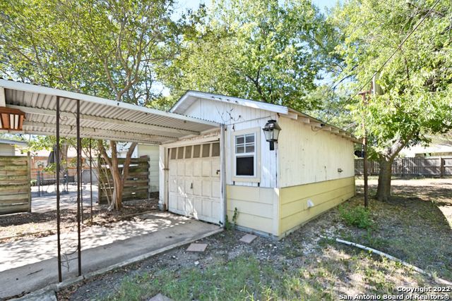 730 Roosevelt St Property Photo 27