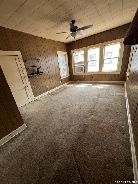 320 S 6th St Property Photo 5