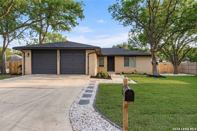 1431 CAMELLIA LN Property Photo 1