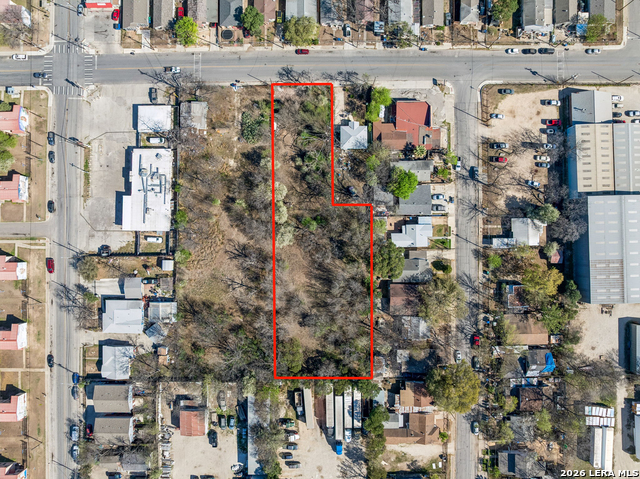 1230 Saltillo Property Photo 5