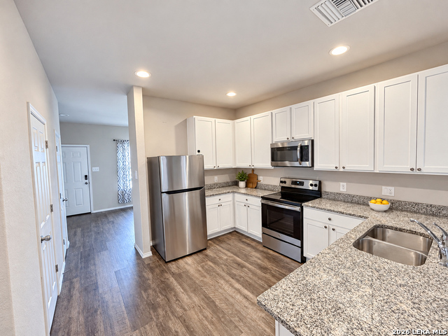 7440 Capstone Ridge Property Photo 4