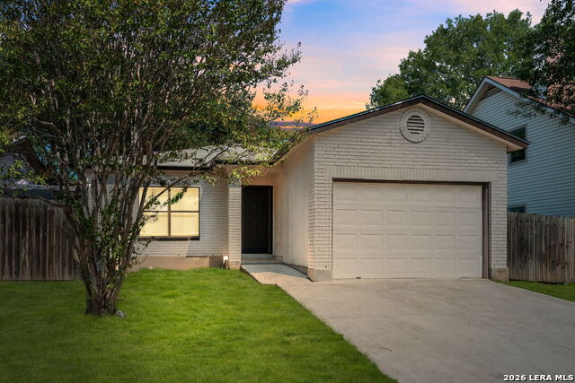 816 Meadow Stone Property Photo 1