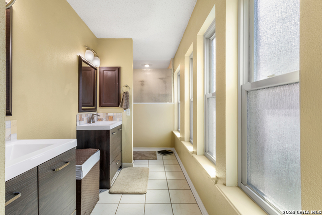 2802 Redsky Pass Property Photo 24