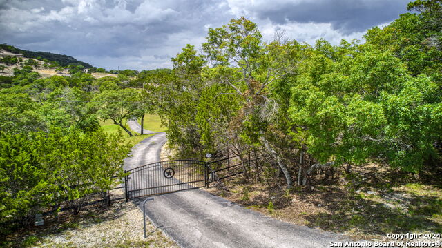 108 Mountain Vw Property Photo 3