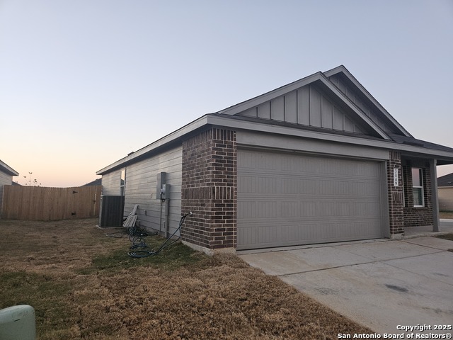 3449 Sky Pl Property Photo 4