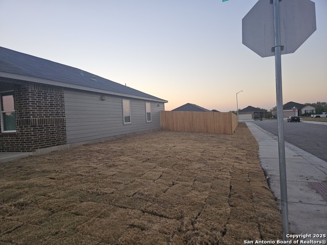 3449 Sky Pl Property Photo 5
