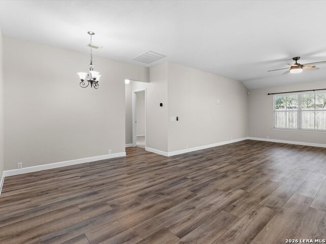15835 Borwick Ln Property Photo 3