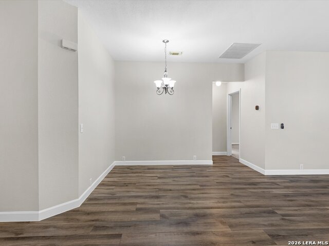 15835 Borwick Ln Property Photo 11