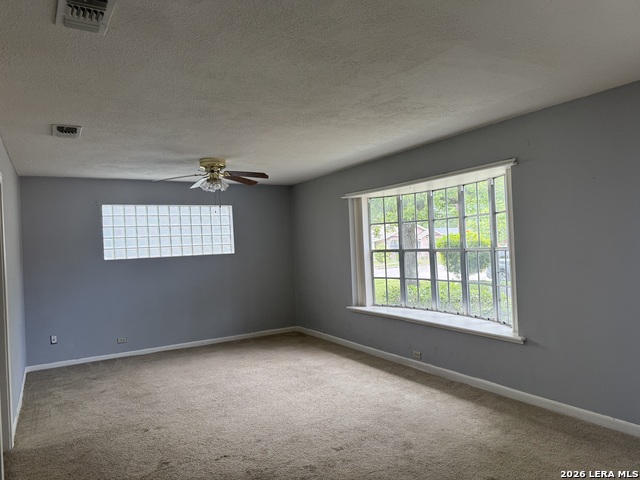 1304 Vanderbilt St Property Photo 8