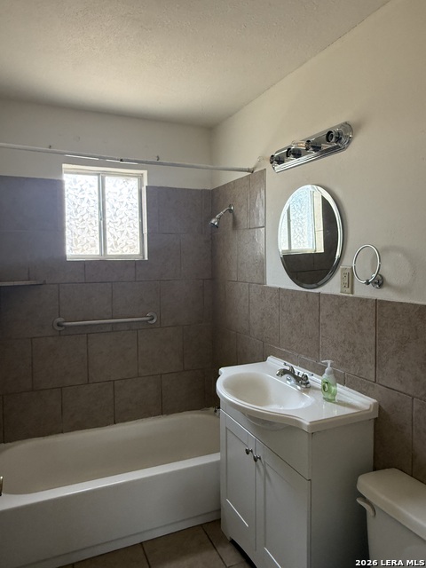 1304 Vanderbilt St Property Photo 14