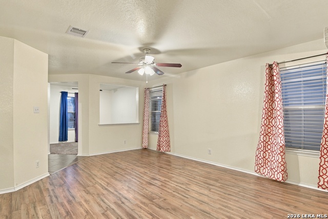 8119 Thicket Pass Property Photo 5