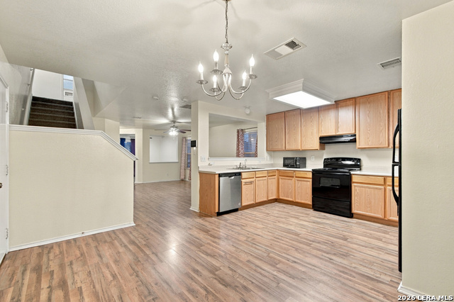 8119 Thicket Pass Property Photo 7