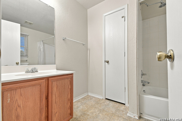 8119 Thicket Pass Property Photo 19