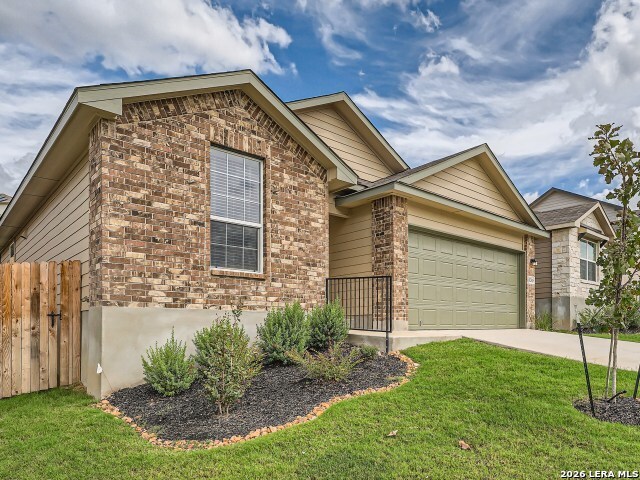 12015 Emerald Shore Property Photo 3