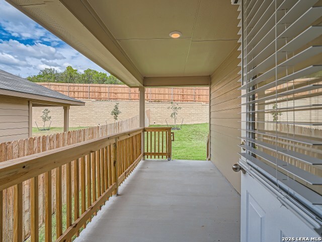 12015 Emerald Shore Property Photo 7