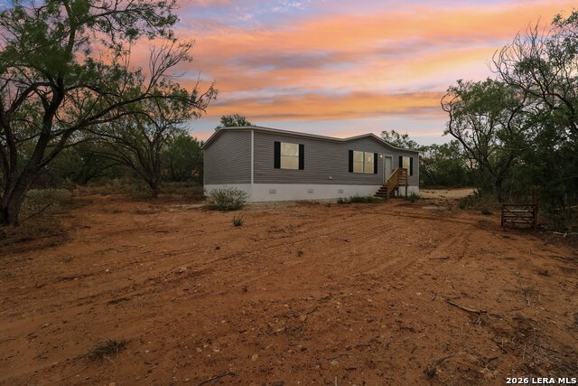 172 County Road 2667 Property Photo 3