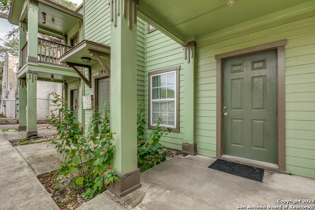 506 Fulton Ave Property Photo 2