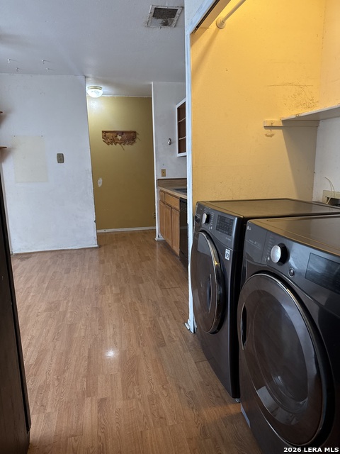 4945 Champlain Property Photo 5