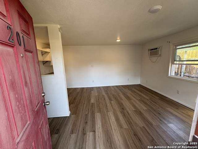 411 Cincinnati Property Photo 1