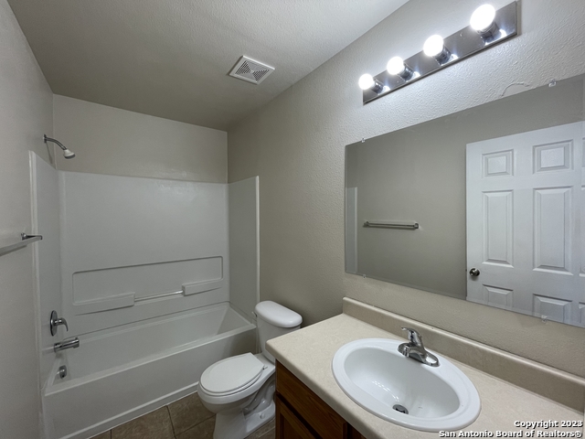 5630 Golf Mist Property Photo 13
