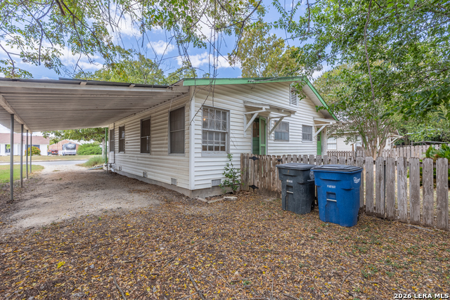 455 Magazine Ave Property Photo 6