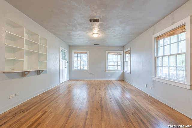 455 Magazine Ave Property Photo 11