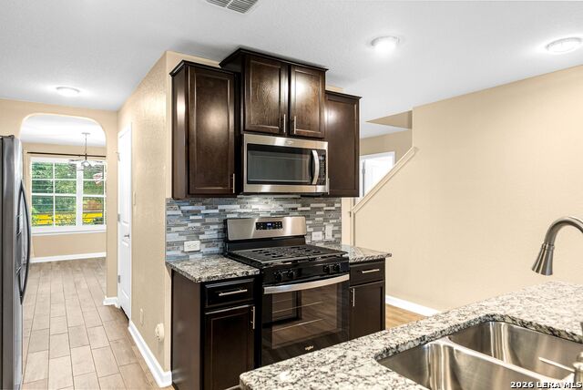 9907 Kalm Brome Property Photo 11