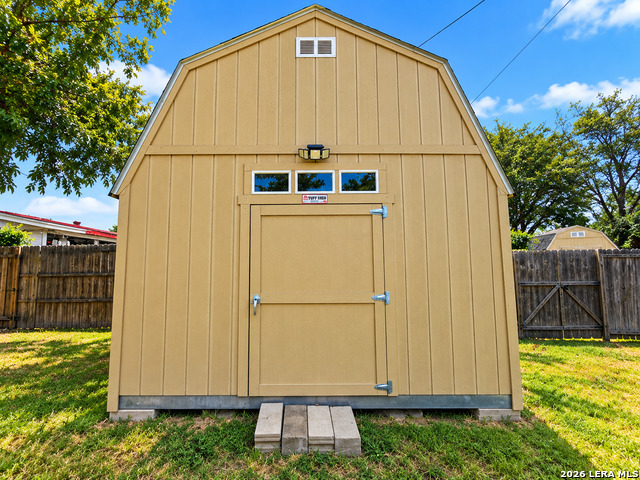 342 Leff Property Photo 23