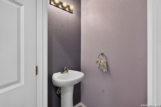 8906 Mission Strm Property Photo 11