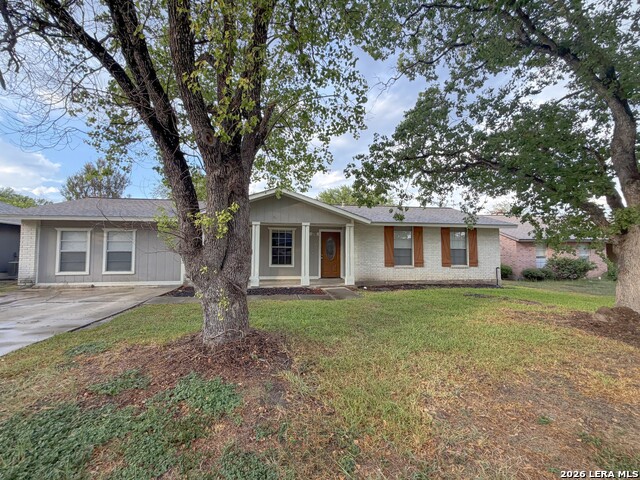 126 Kingsman St Property Photo 1