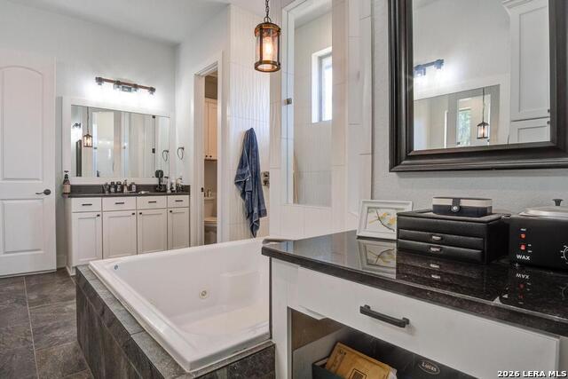 711 Stone Loop Property Photo 45
