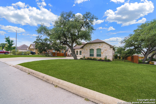 28827 Balcones Crk Property Photo 4