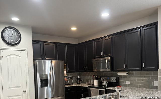 11327 Decidedly Property Photo 5