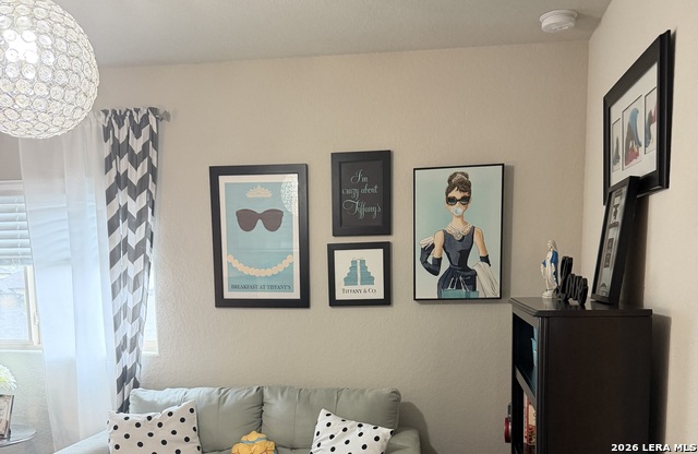 11327 Decidedly Property Photo 18