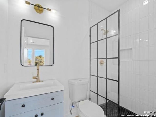 106 Bank St Property Photo 17
