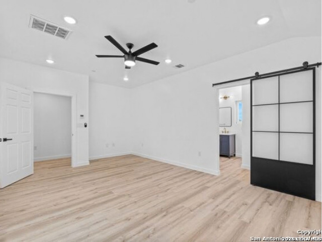 106 Bank St Property Photo 25