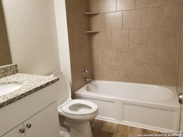 213 Hanover Pl Property Photo 12