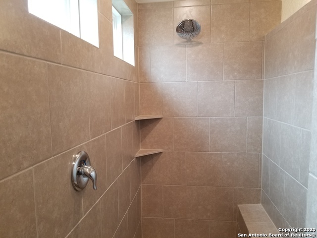 213 Hanover Pl Property Photo 17