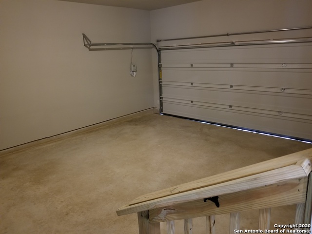 213 Hanover Pl Property Photo 23