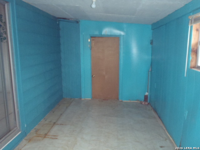 921 Pecan St Property Photo 35