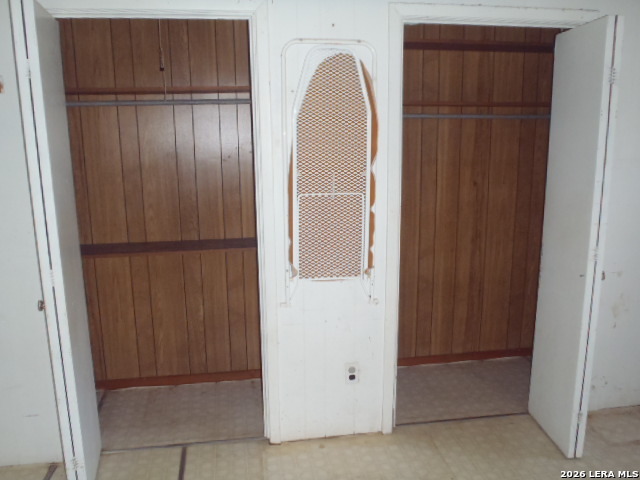 921 Pecan St Property Photo 38